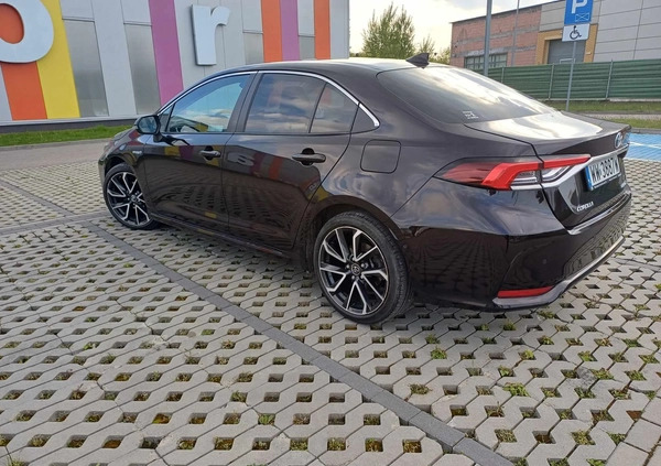 Toyota Corolla cena 88400 przebieg: 96100, rok produkcji 2019 z Mielec małe 79